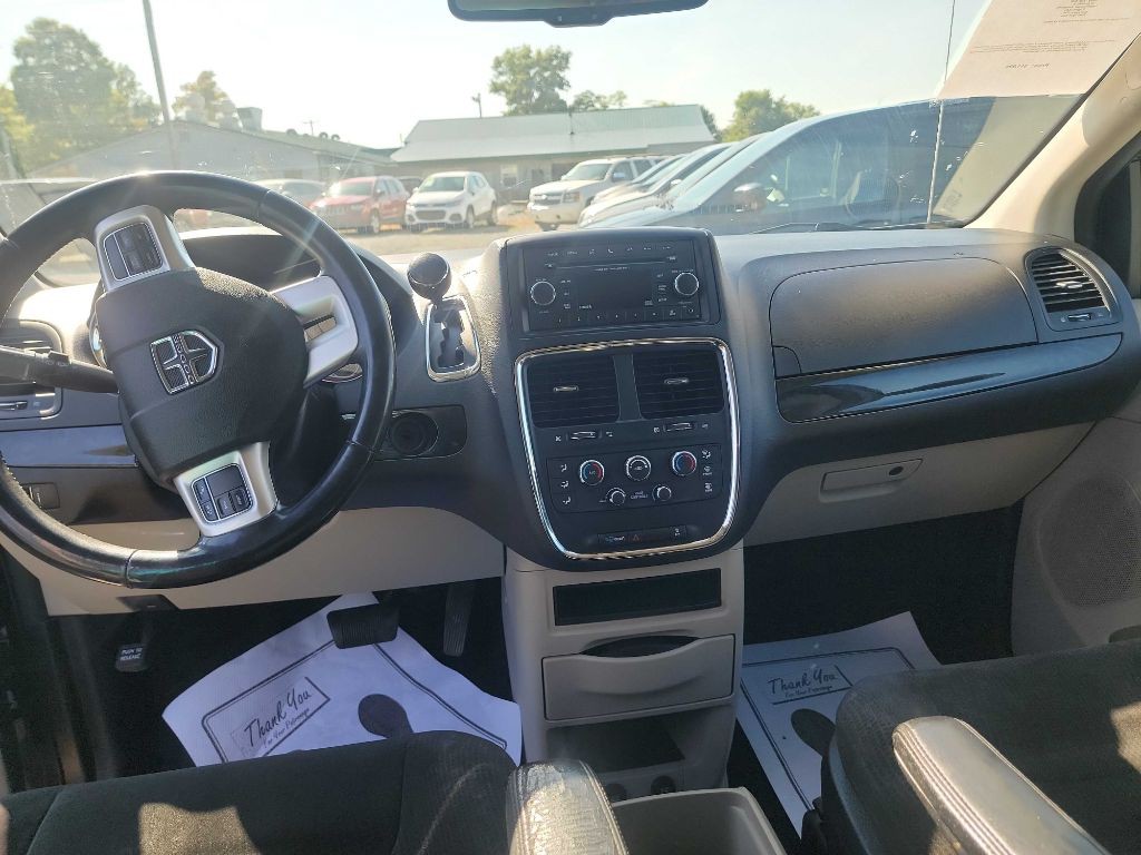 2016 Dodge Grand Caravan Image 5