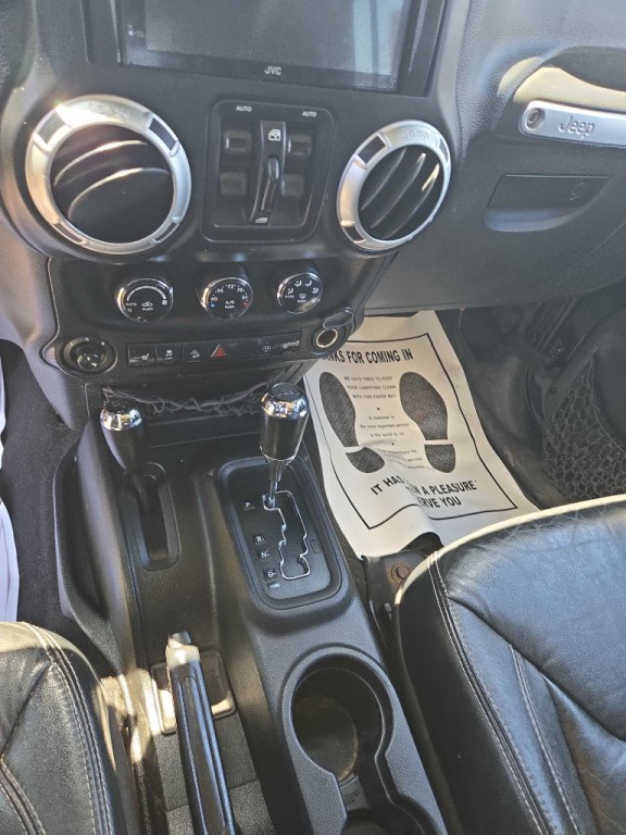 2013 Jeep Wrangler Unlimited Image 6