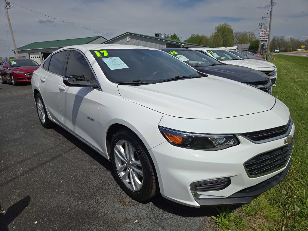 2017 Chevrolet Malibu Image 3