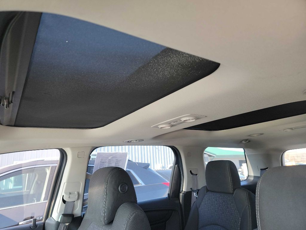 2015 GMC Acadia Image 10