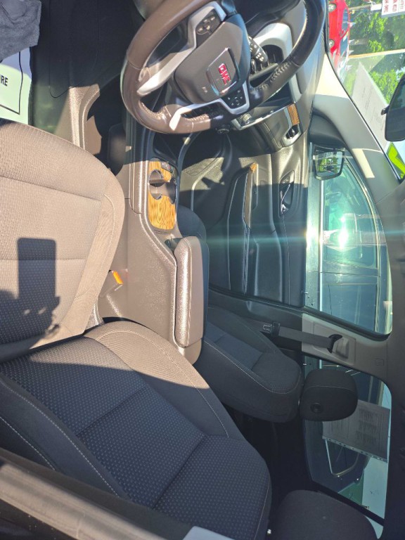 2020 GMC Acadia Image 10