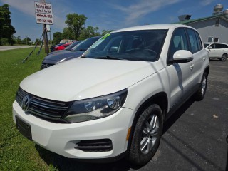 Image for 2012 Volkswagen Tiguan S ID: 7441143
