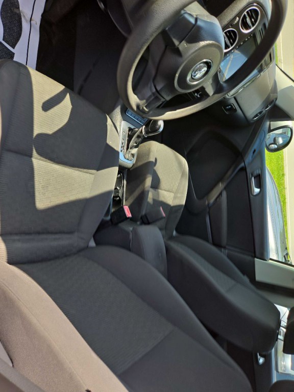 2012 Volkswagen Tiguan Image 10