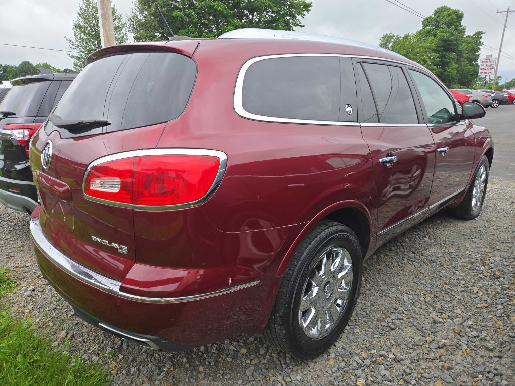 2017 Buick Enclave Image 3