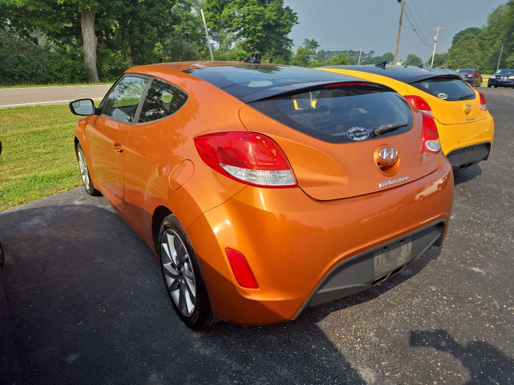 2017 Hyundai Veloster Image 7