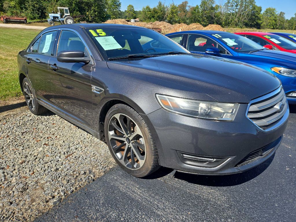 2015 Ford Taurus Image 2