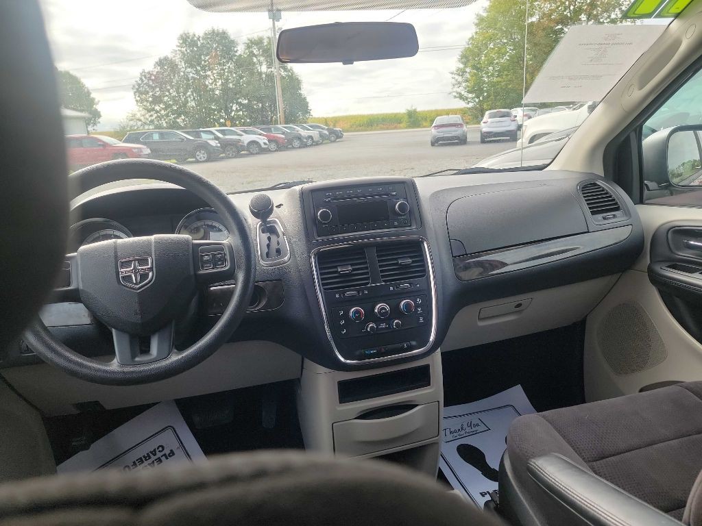 2011 Dodge Grand Caravan Image 5