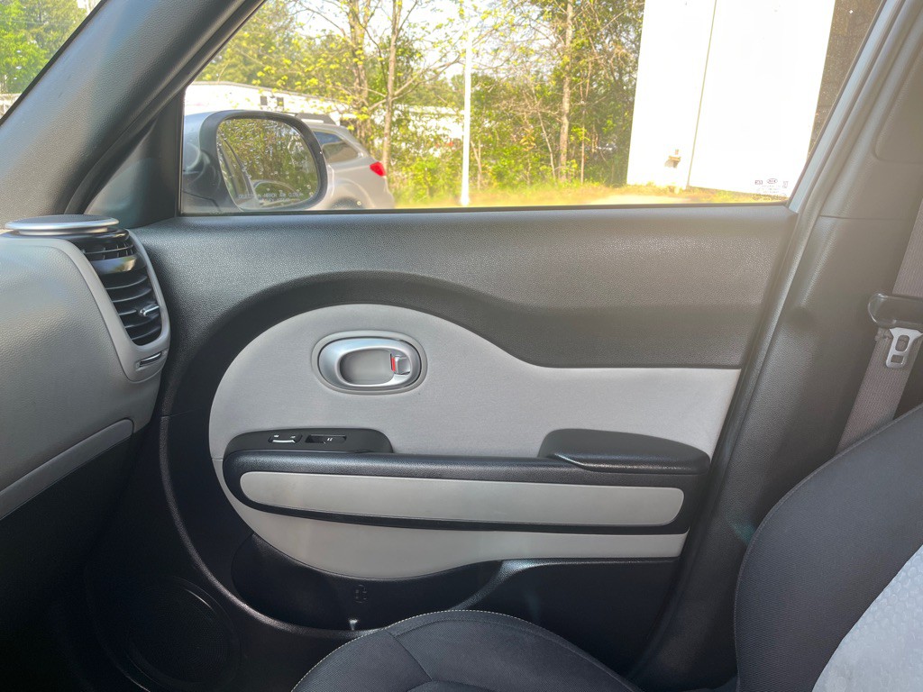 2015 Kia Soul Image 10