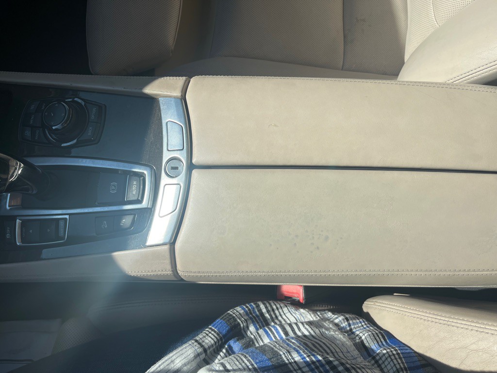 2012 BMW 7 Series Image 11