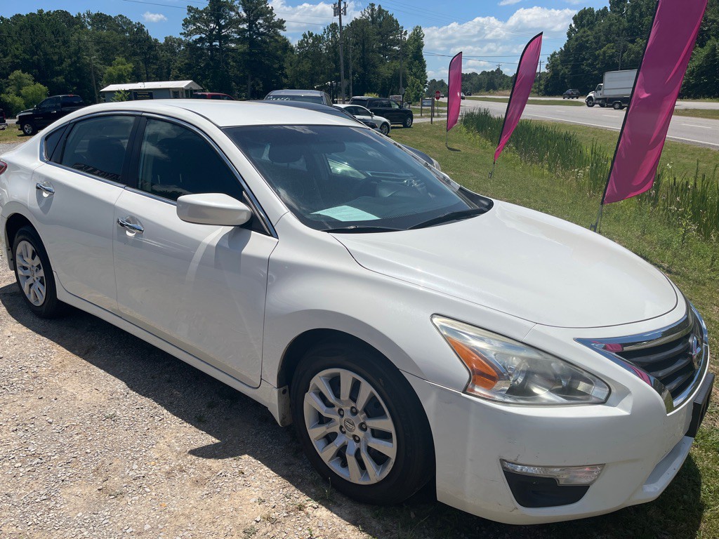 2013 Nissan Altima Image 2
