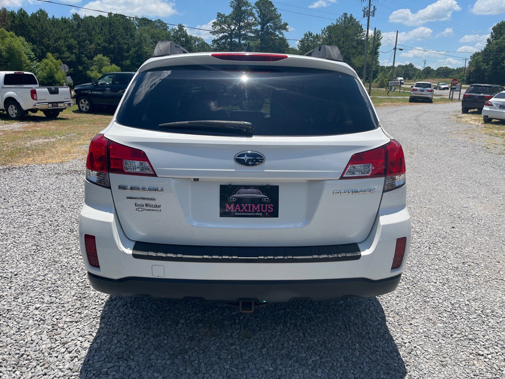 2013 Subaru Outback Image 3