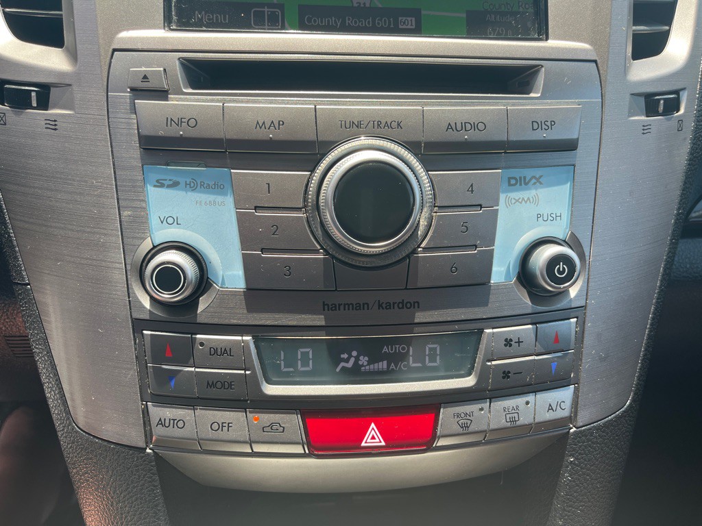 2013 Subaru Outback Image 8