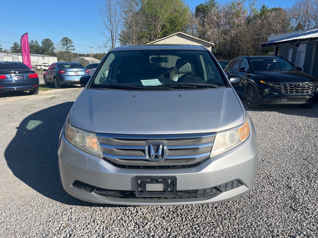 2011 Honda Odyssey Image 3