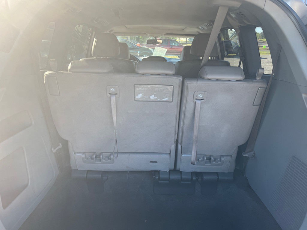 2011 Honda Odyssey Image 5