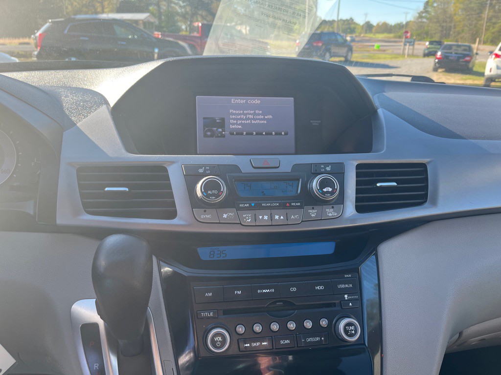 2011 Honda Odyssey Image 7