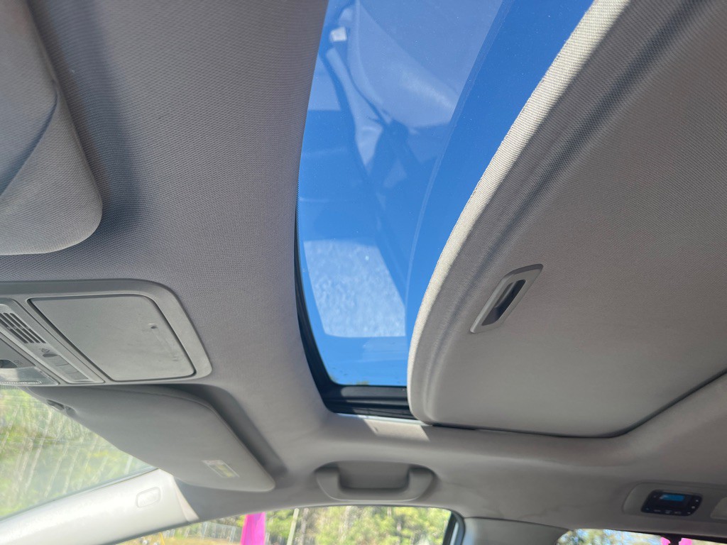 2011 Honda Odyssey Image 11