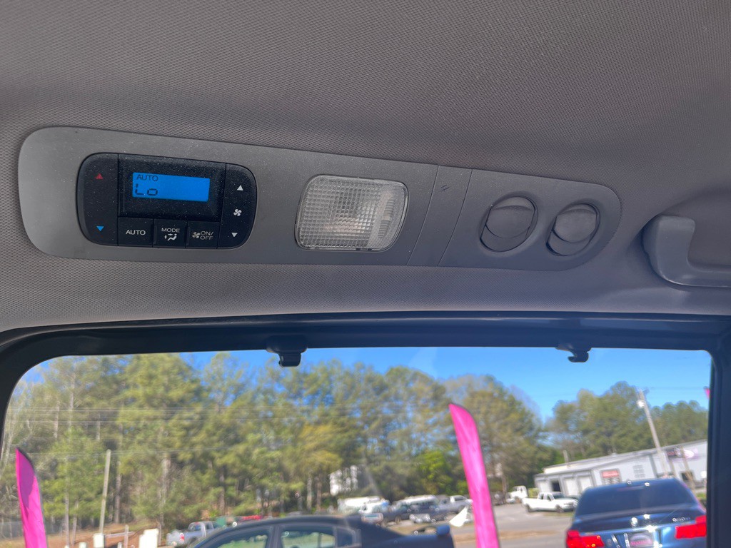 2011 Honda Odyssey Image 12