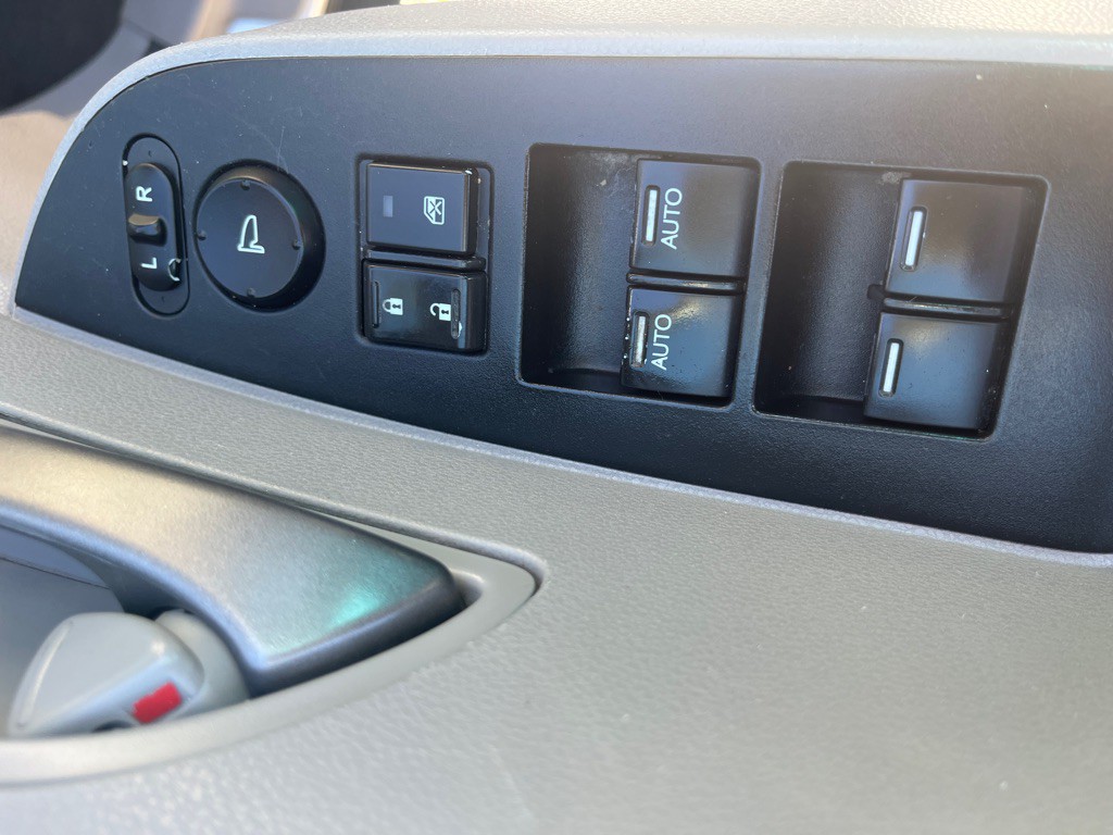 2011 Honda Odyssey Image 16