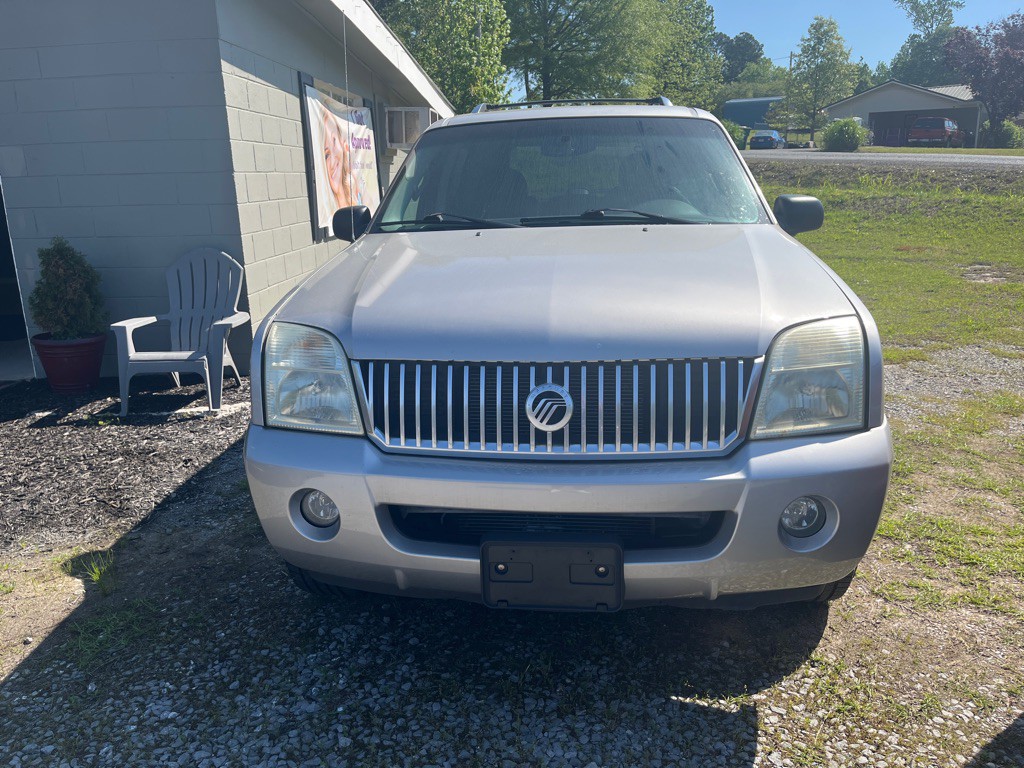 2002 Mercury Mountaineer Image 2