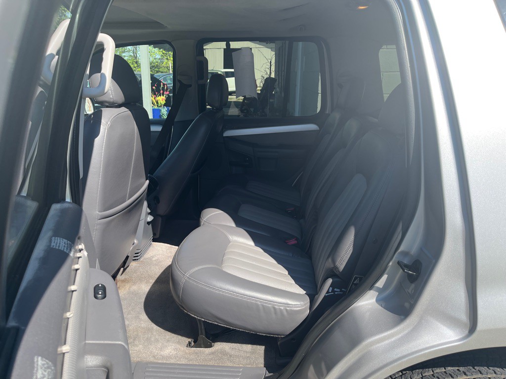 2002 Mercury Mountaineer Image 5