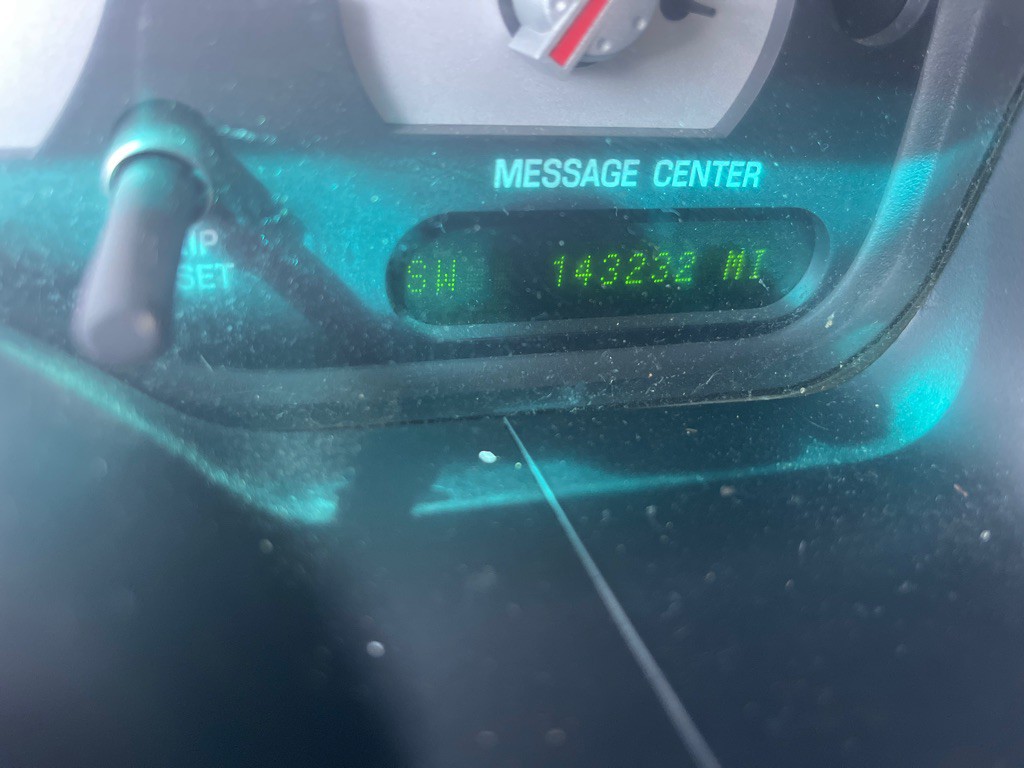 2002 Mercury Mountaineer Image 8