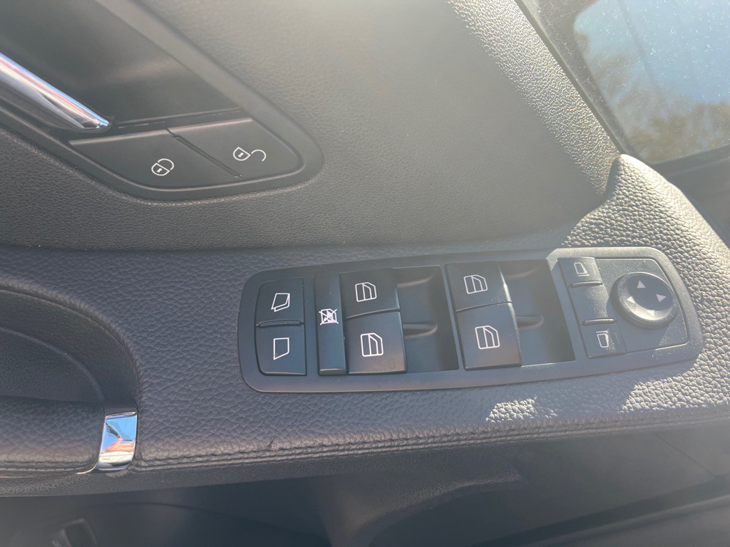 2008 Mercedes-Benz R-Class Image 15