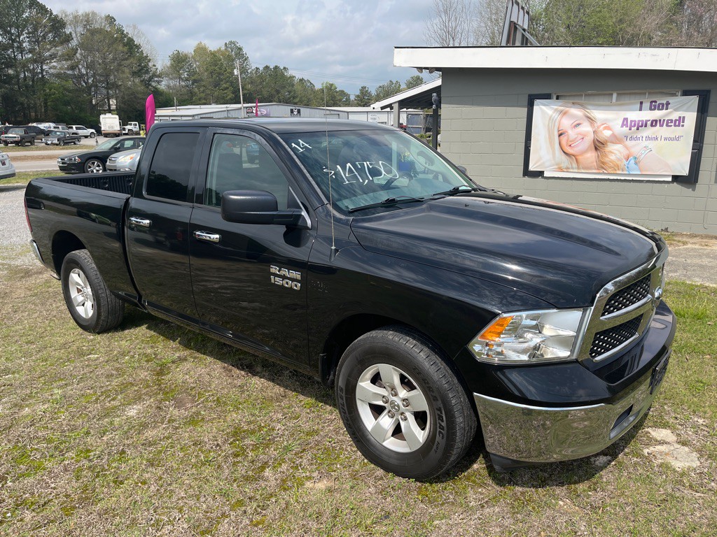 2014 RAM 1500 Image 2