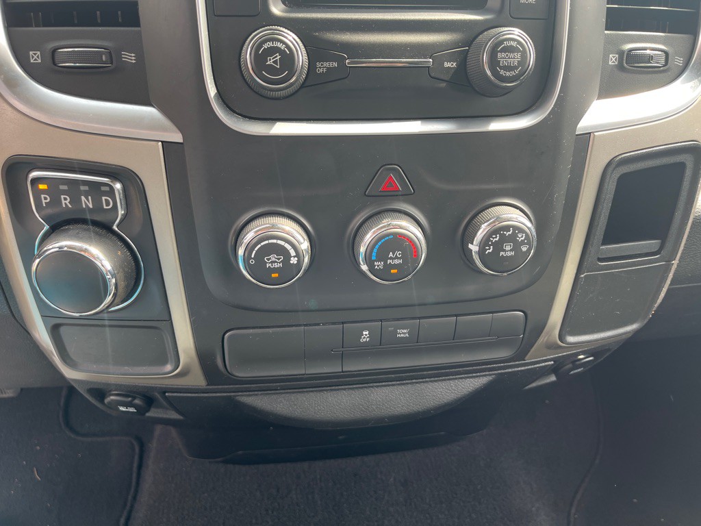 2014 RAM 1500 Image 10