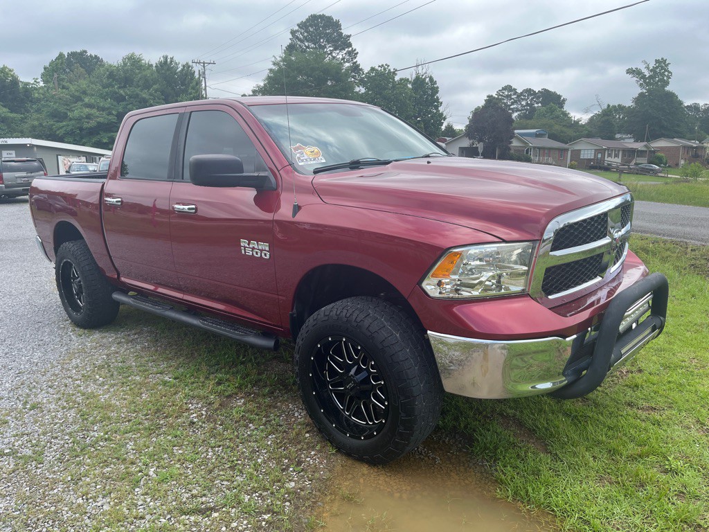 2015 RAM 1500 Image 2