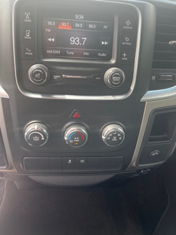 2015 RAM 1500 Image 10