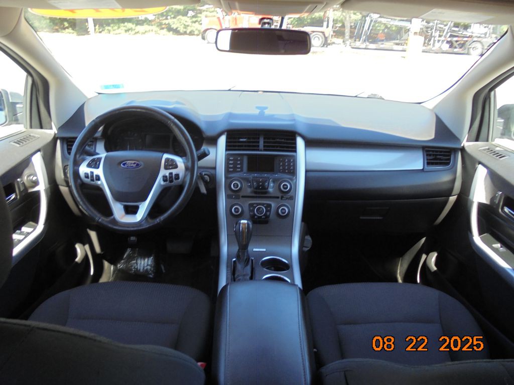 2014 Ford Edge Image 11