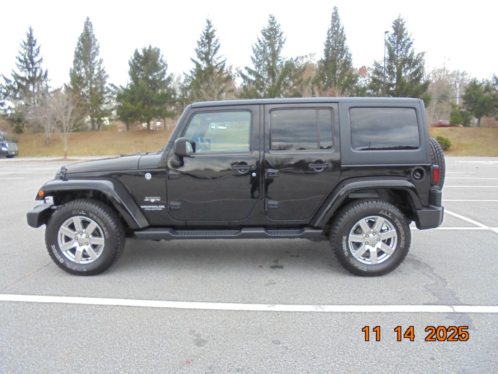 2017 Jeep Wrangler Unlimited Image 3