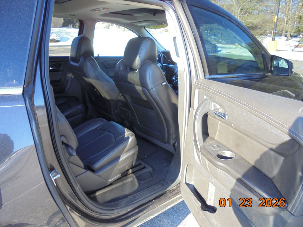 2017 Chevrolet Traverse Image 14