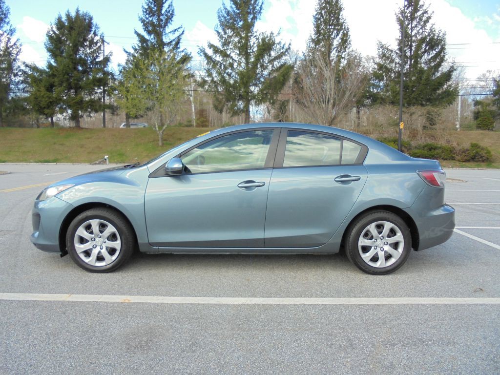 2012 Mazda Mazda3 Image 3