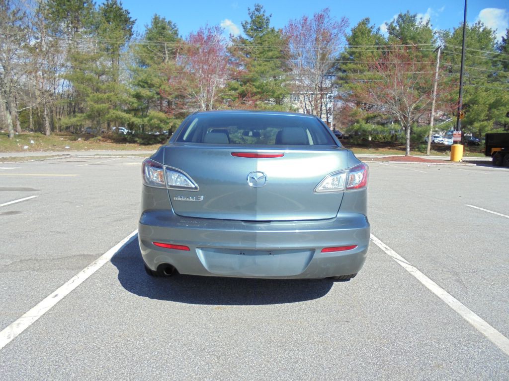 2012 Mazda Mazda3 Image 5