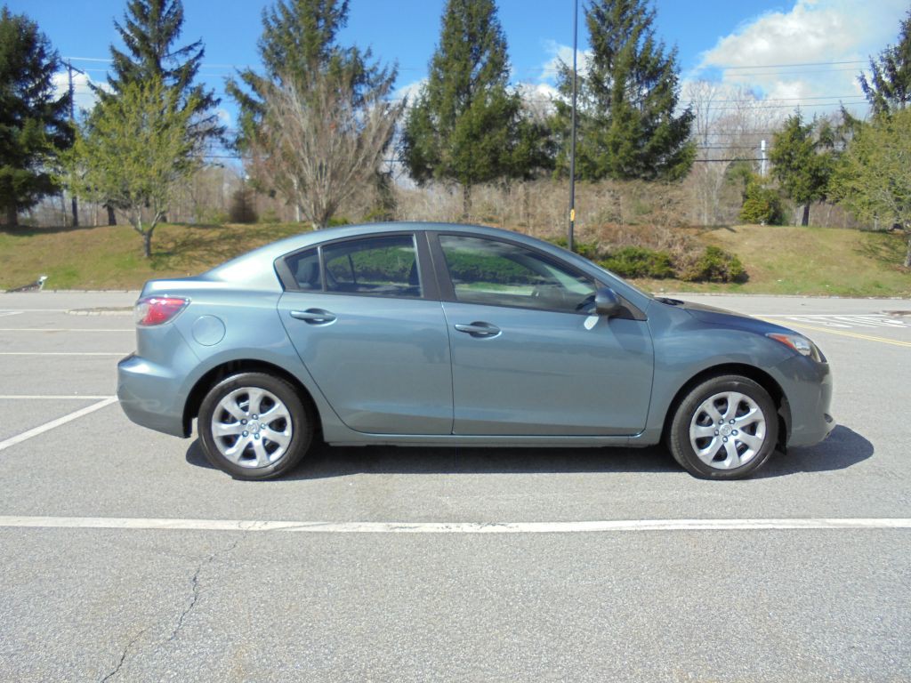 2012 Mazda Mazda3 Image 7