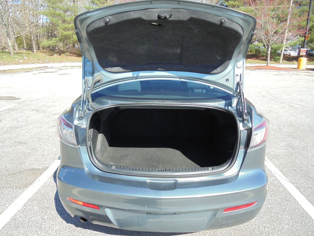 2012 Mazda Mazda3 Image 14
