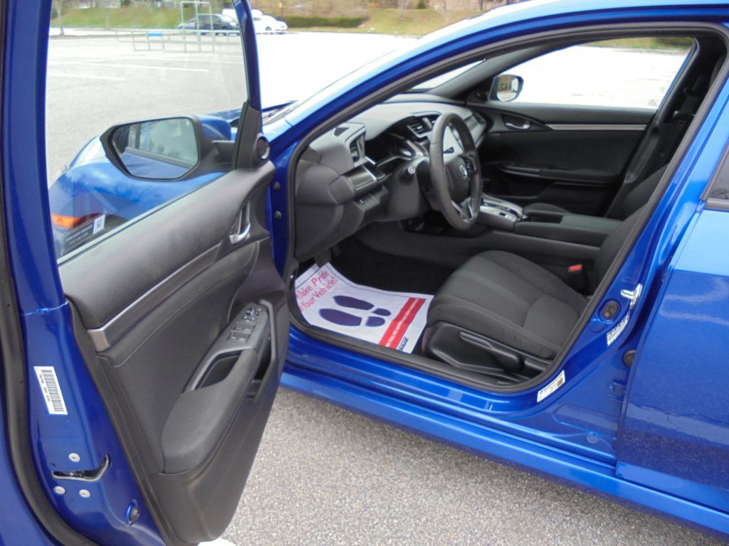 2018 Honda Civic Image 9