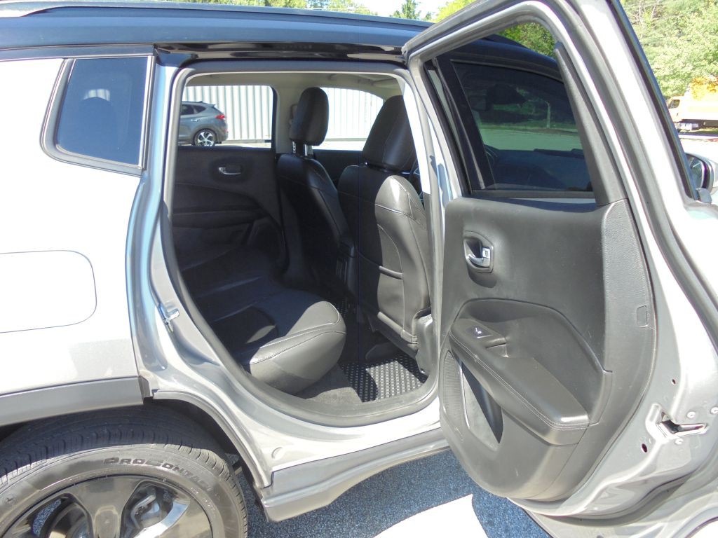 2019 Jeep Compass Image 13
