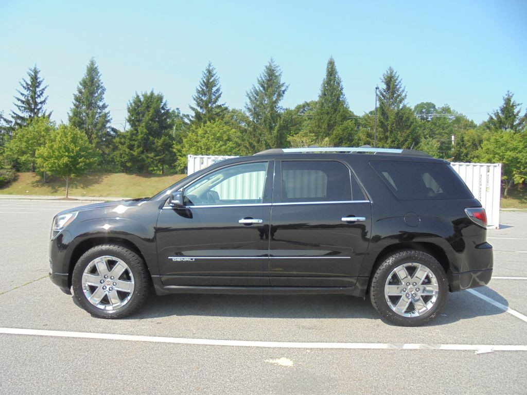 2016 GMC Acadia Image 2