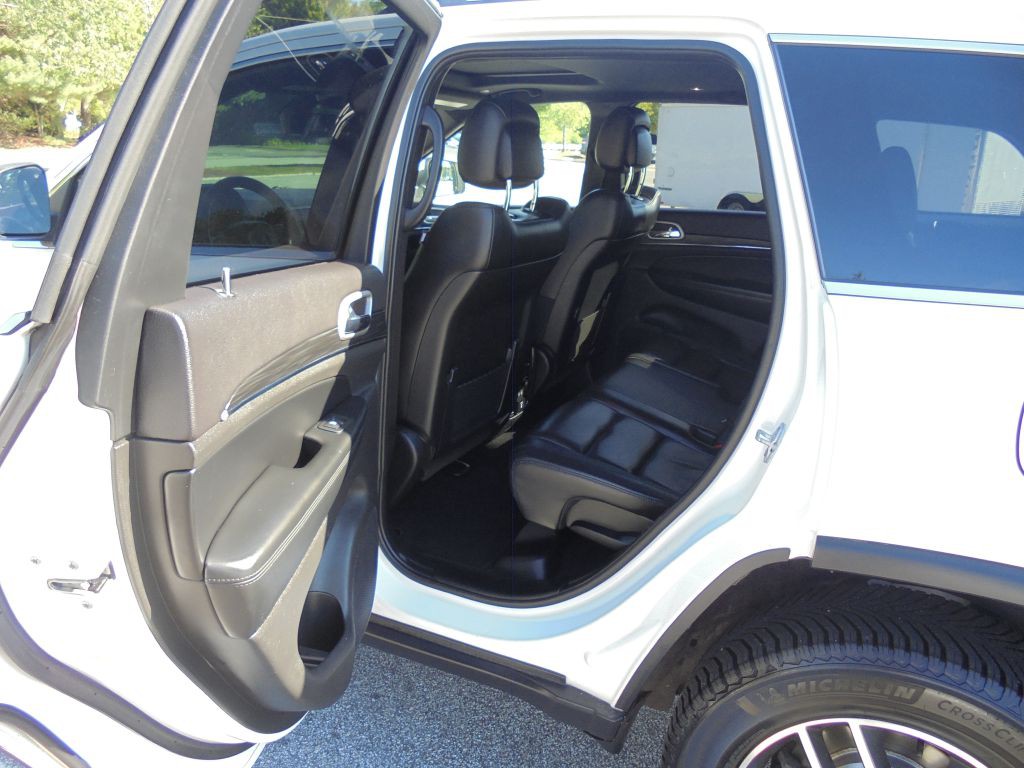 2020 Jeep Grand Cherokee Image 10