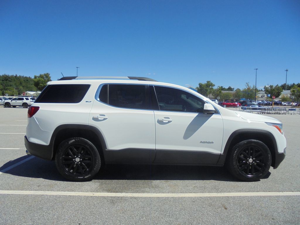 2017 GMC Acadia Image 6