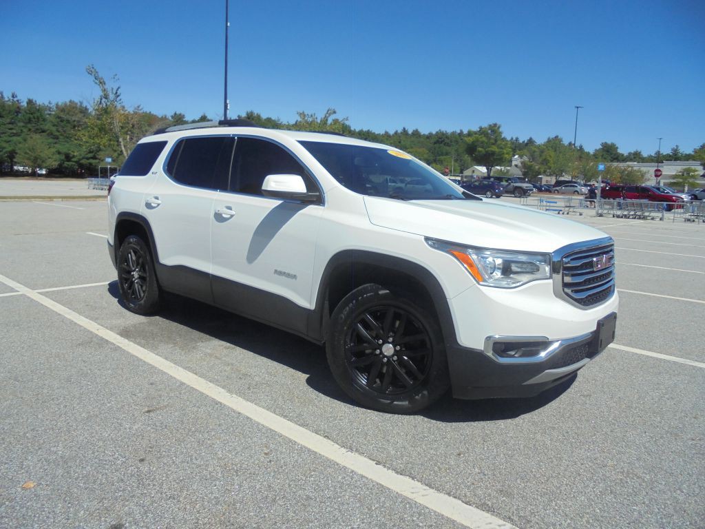 2017 GMC Acadia Image 7
