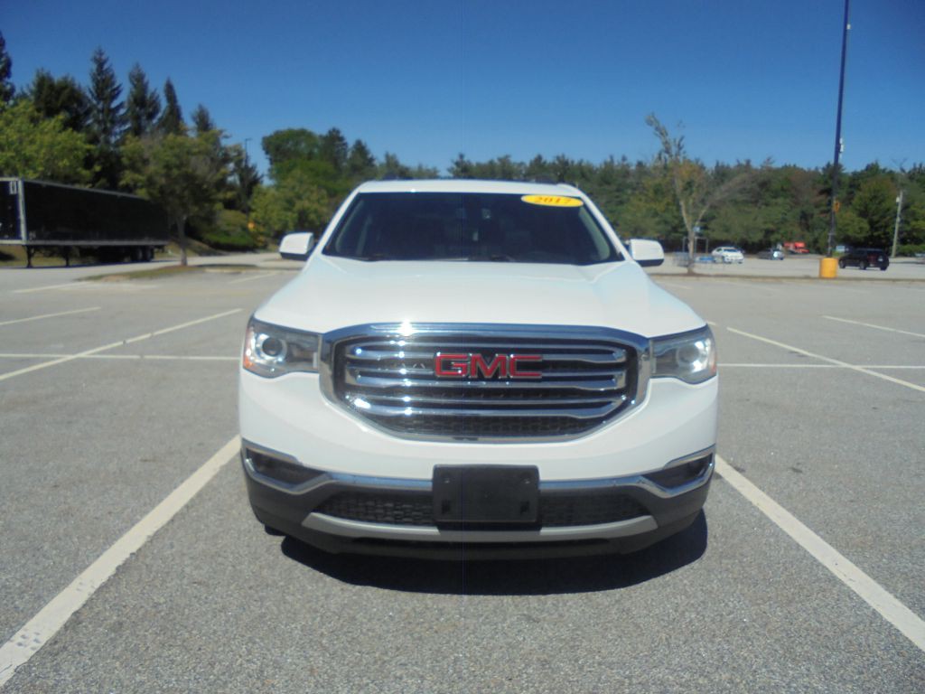 2017 GMC Acadia Image 8
