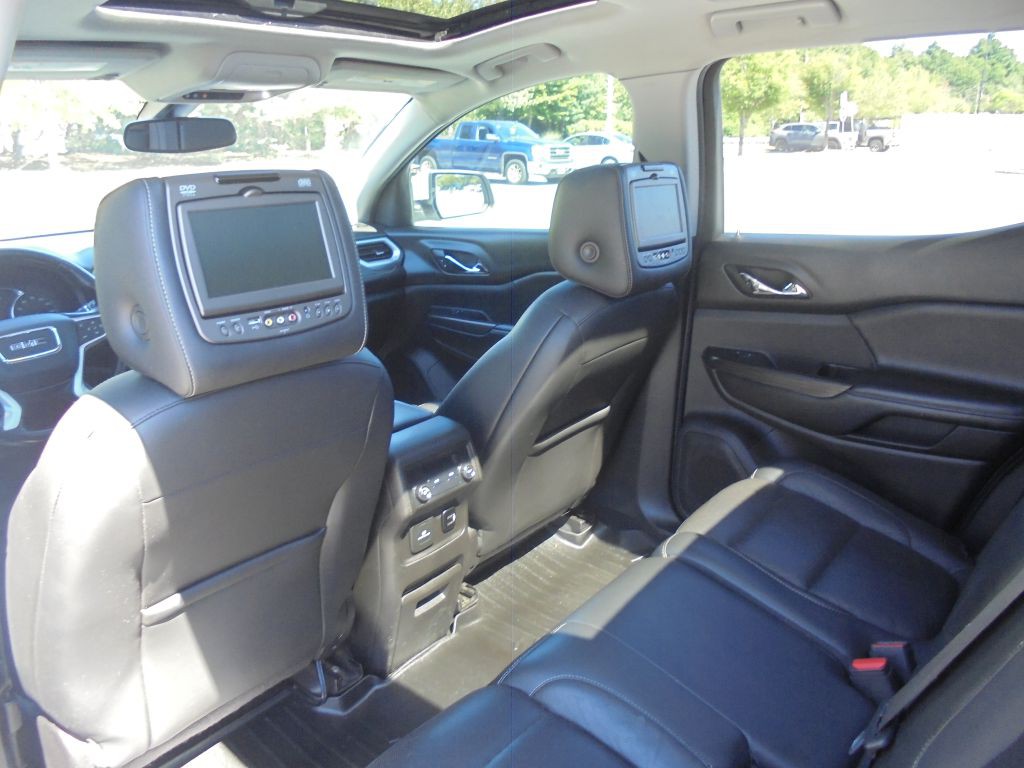 2017 GMC Acadia Image 14