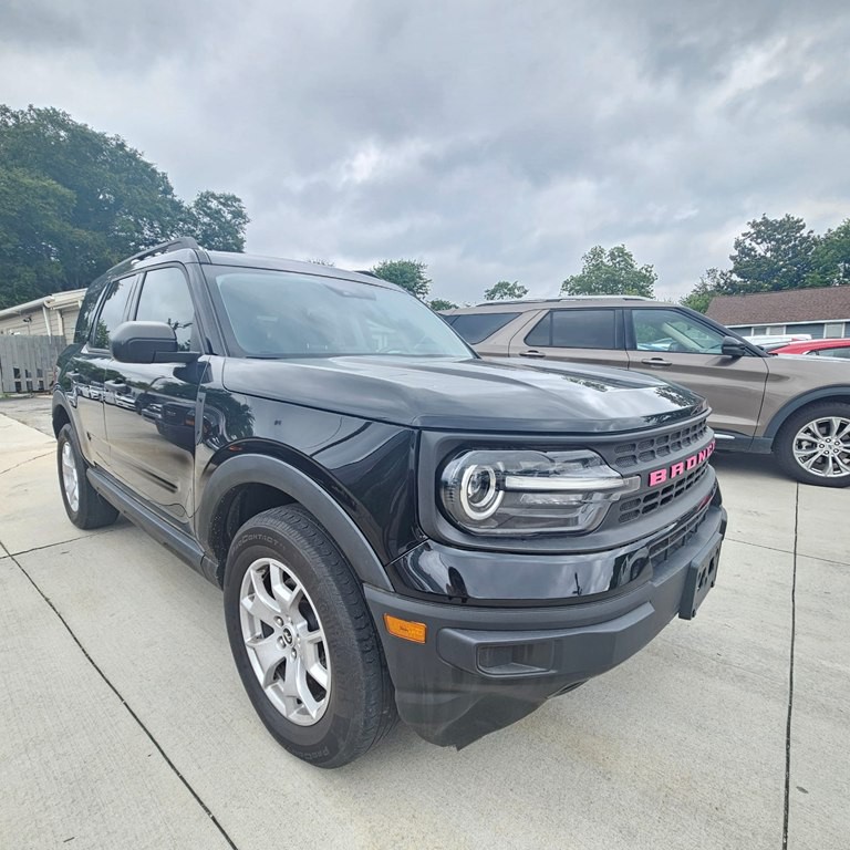 2021 Ford Bronco Image 2