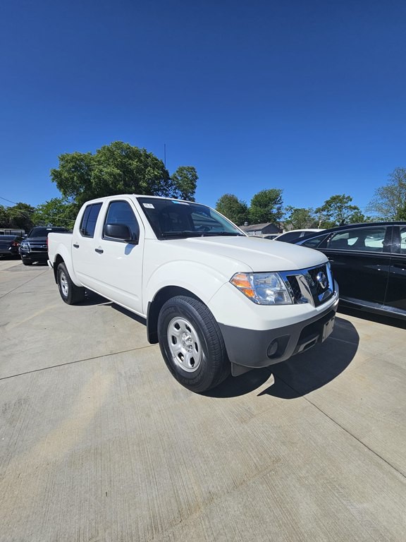 2021 Nissan Frontier Image 3