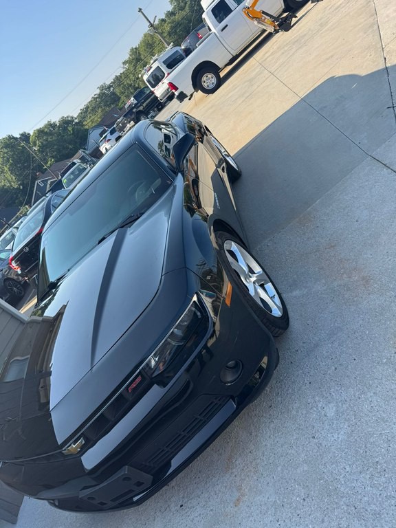 2015 Chevrolet Camaro Image 2
