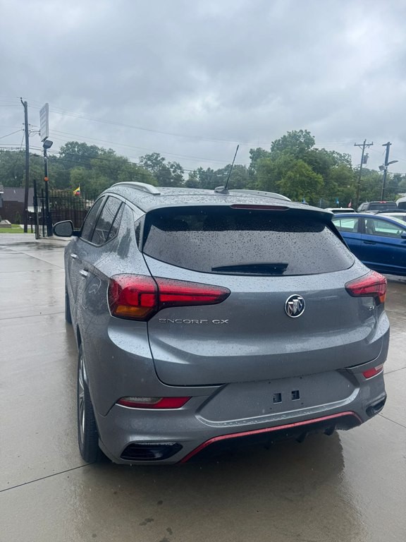 2022 Buick Enclave Image 2