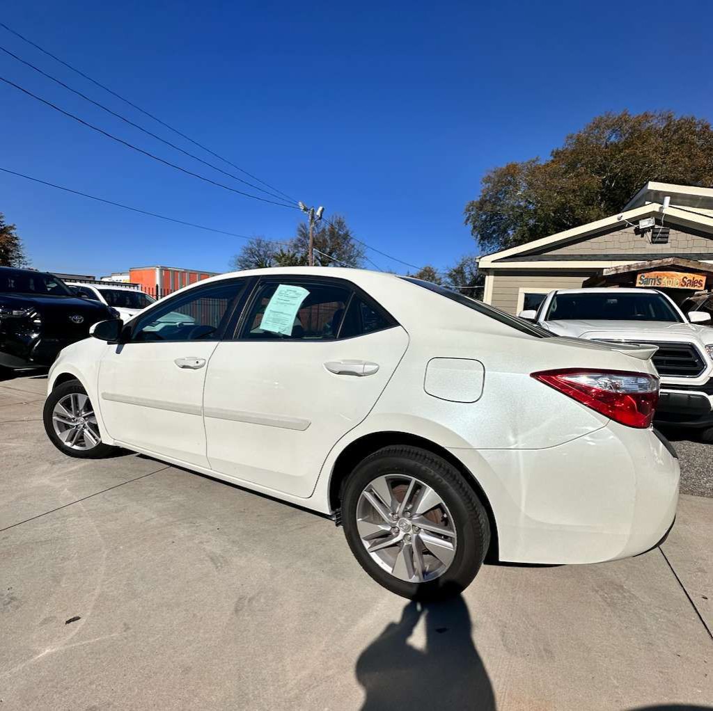 2016 Toyota Corolla Image 2